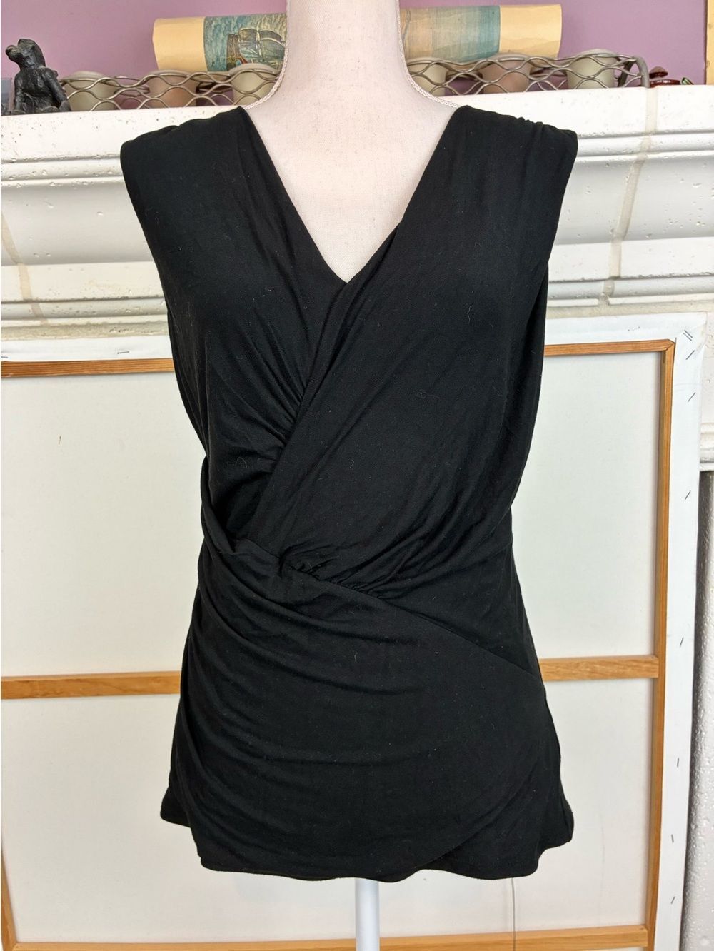 White House Black Market Twist-Front V-Neck Double Knit Sleeveless Top, shaping!